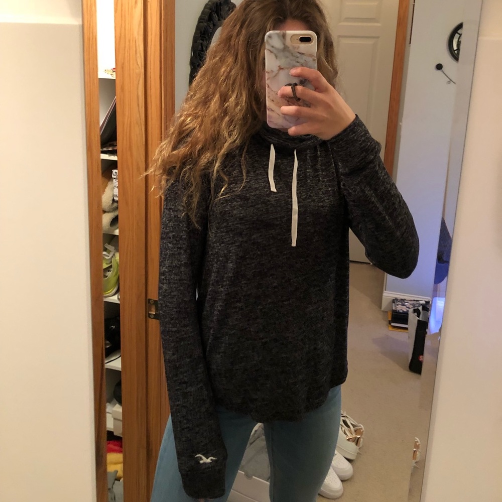 Thin sweatshirt